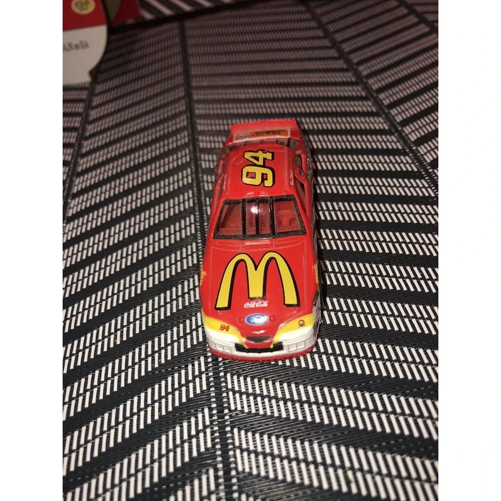Bill Elliott 1995 McDonald's Diecast‎ 1/64